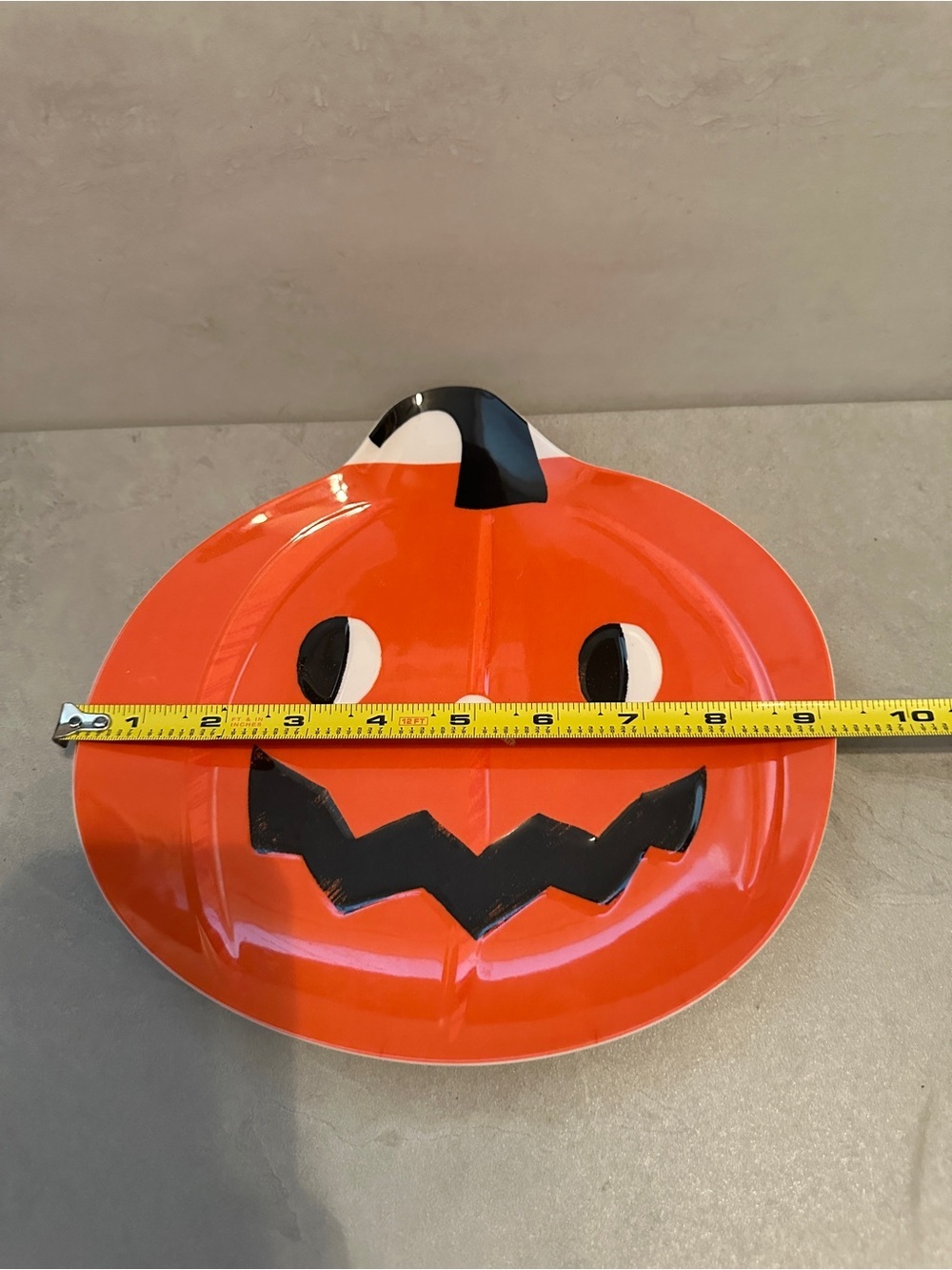 Set Of 2 Hyde & Eek Melamine 9” Plates Orange Halloween Pumpkins EUC - Picture 3 of 5